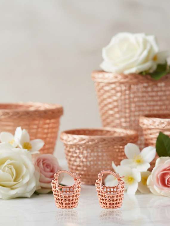 women solid hoop earring