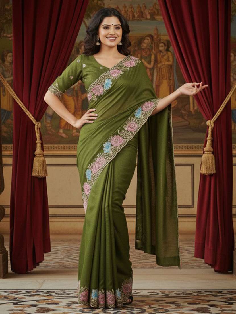 women solid with bordered saree with blouse - 22379260 -  Standard Image - 2