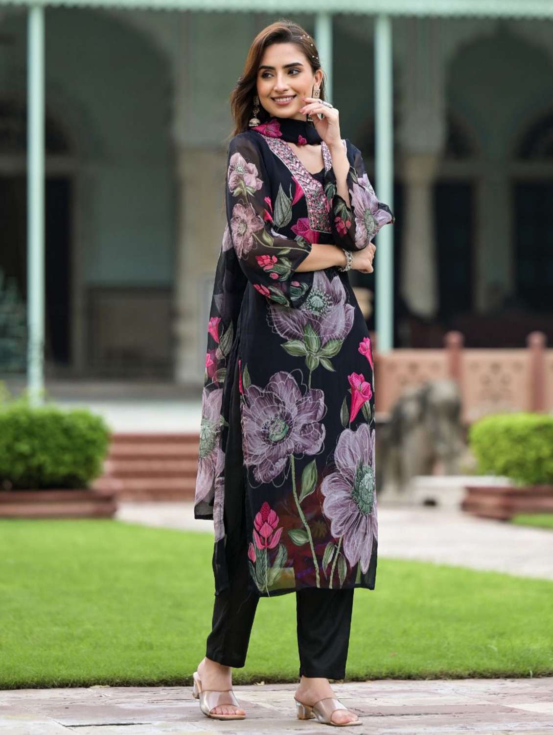 women floral three quarter sleeve kurta pant with dupatta set - 22379429 -  Standard Image - 2