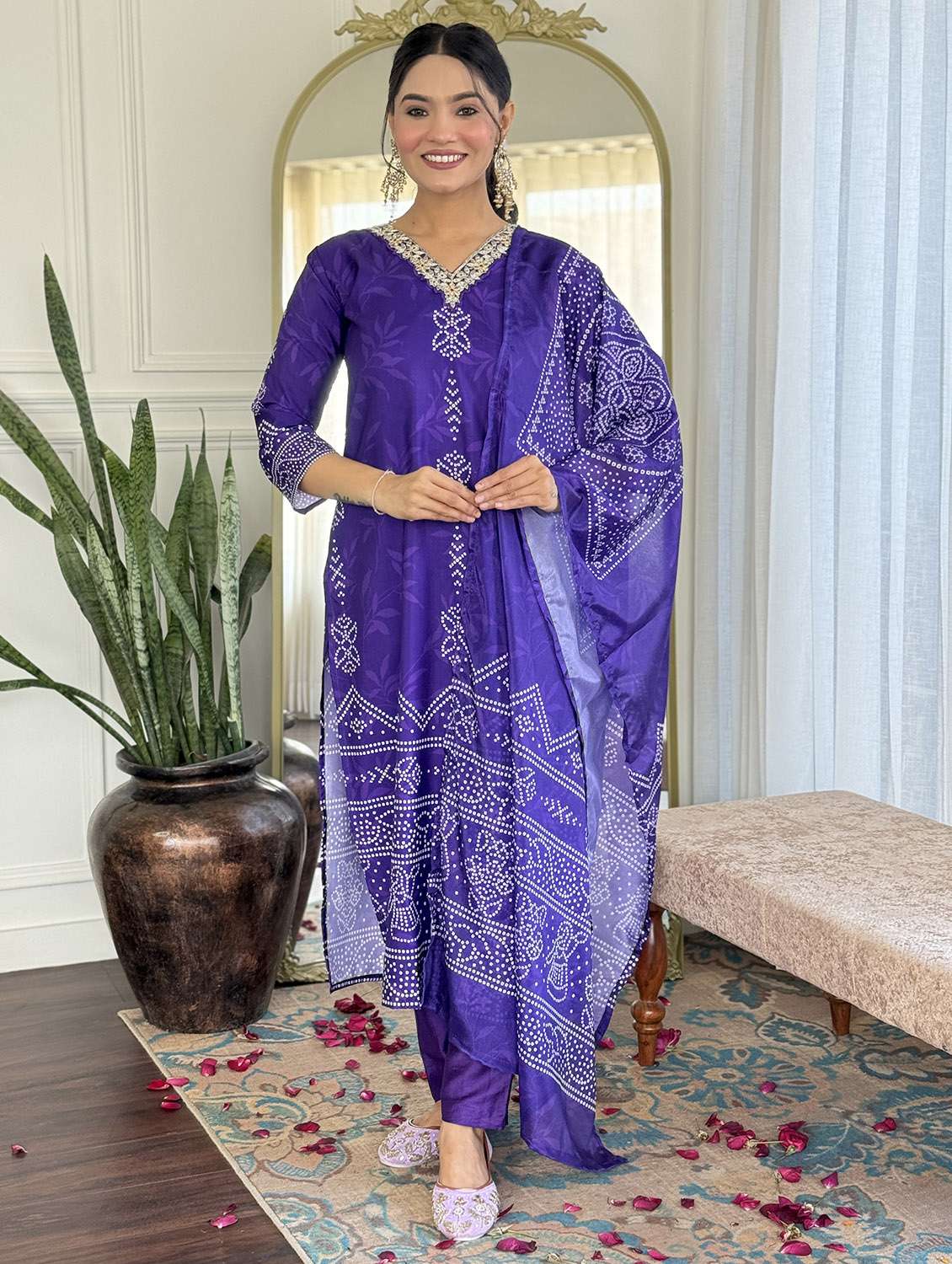 women bandhani three quarter sleeve kurta pant with dupatta set