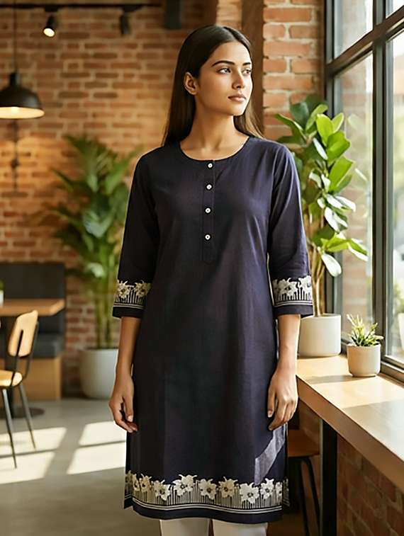 women printed three quarter sleeves straight kurta