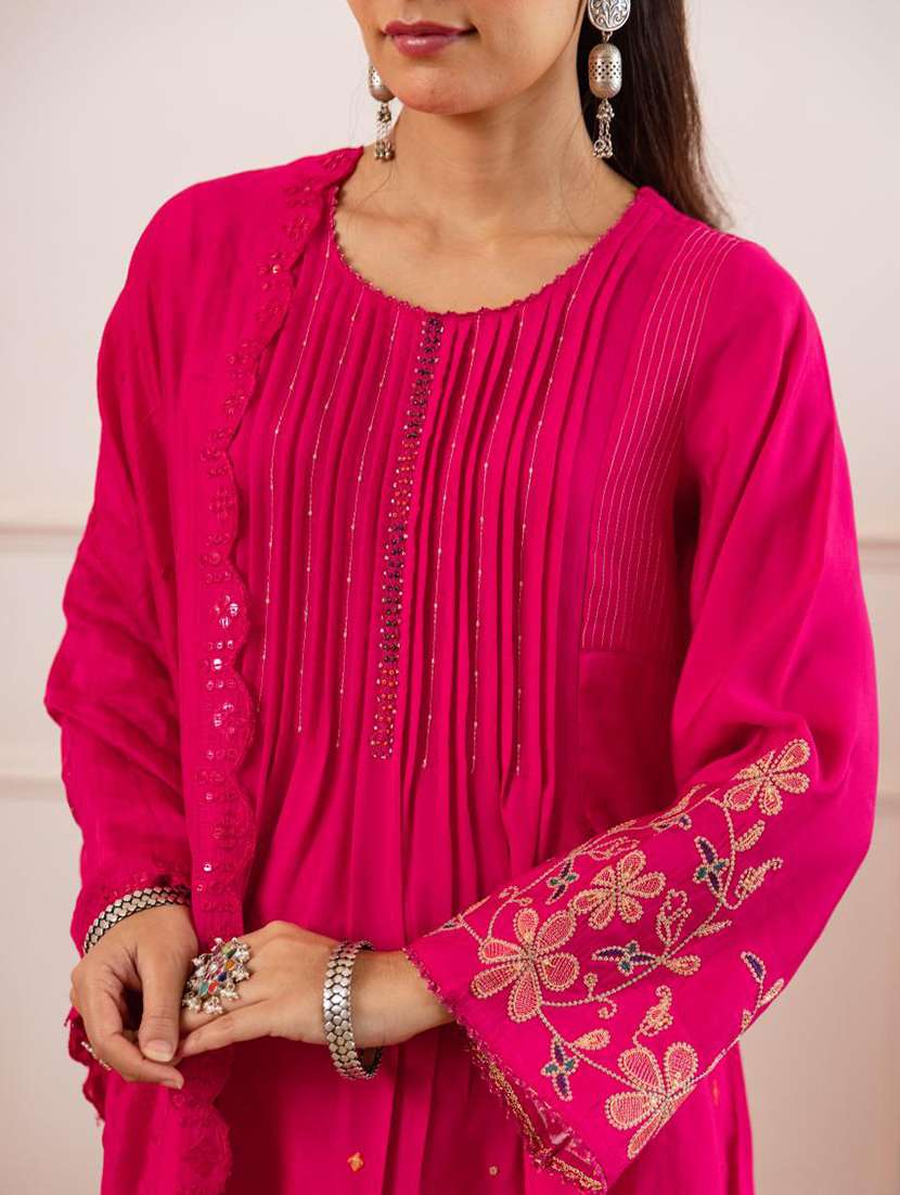 women embroidered kurta and pant with dupatta set - 22379765 -  Standard Image - 2