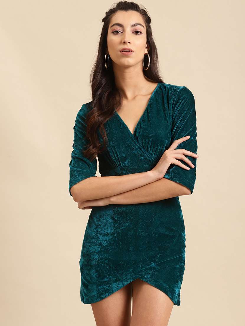 women solid three quarter sleeve sheath dress 