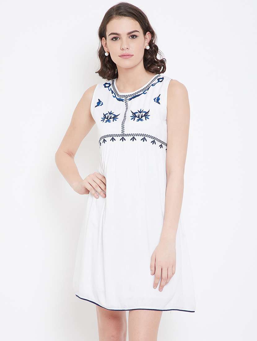 women embroidered sleeveless a-line dress