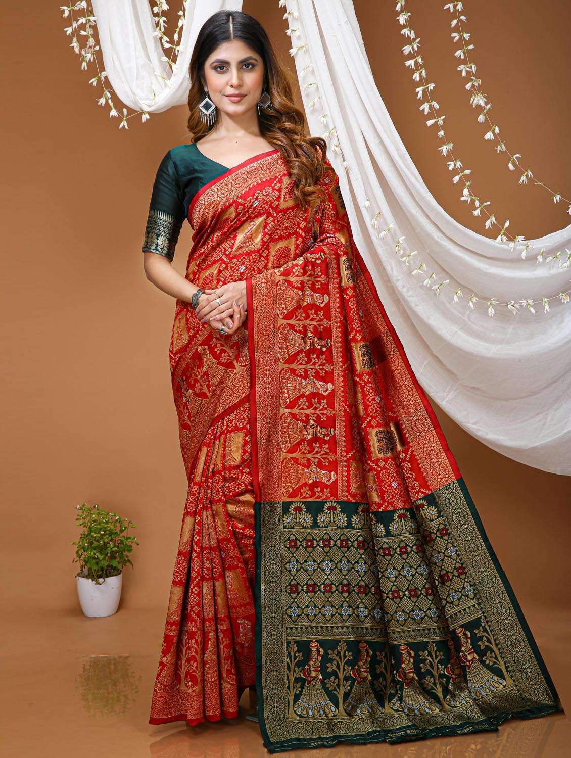 women self design banarasi saree with blouse - 22380802 -  Standard Image - 2