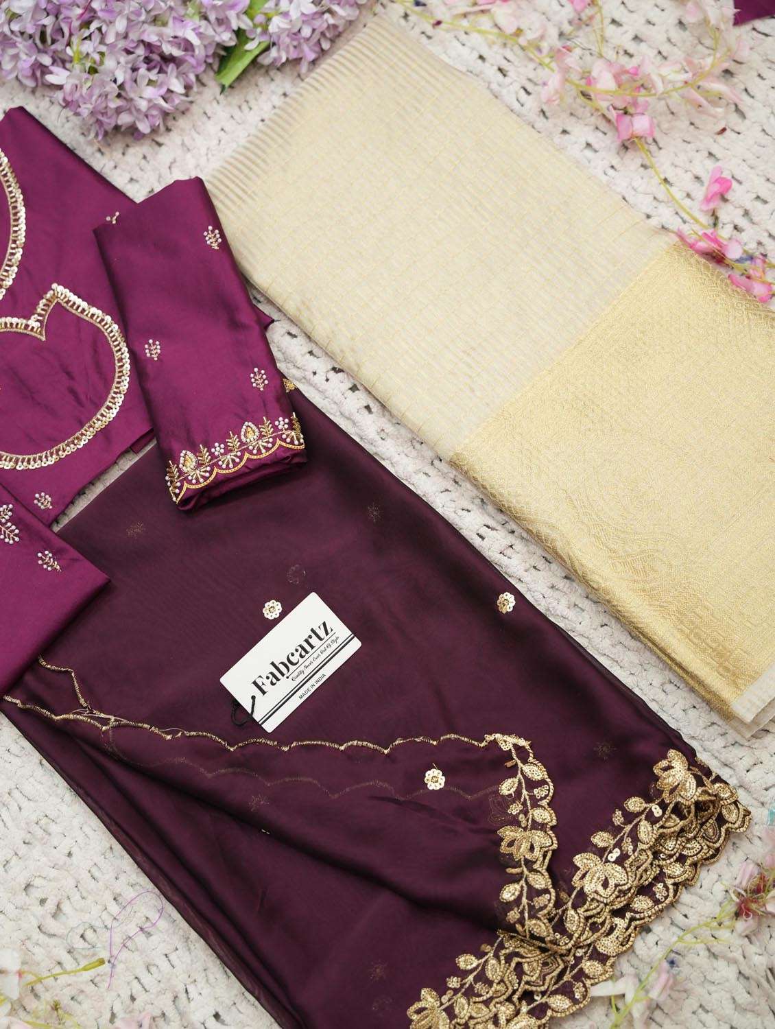 Women Self Design South Indian Style Unstitched Lehenga Choli Set - 22380960 -  Standard Image - 2