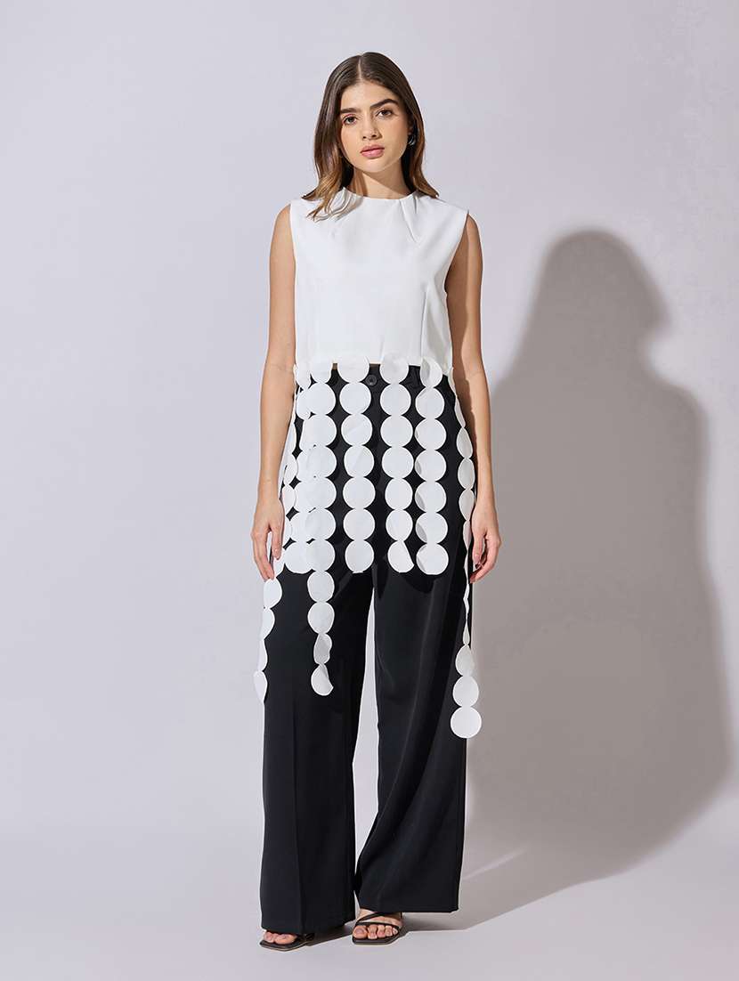 women solid sleeveless crop top - 22381041 -  Standard Image - 2