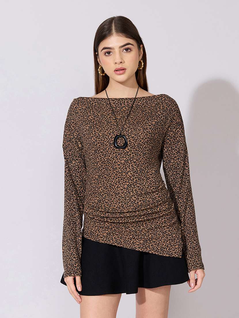 women animal print off shoulder asymmetric top - 22381045 -  Standard Image - 2