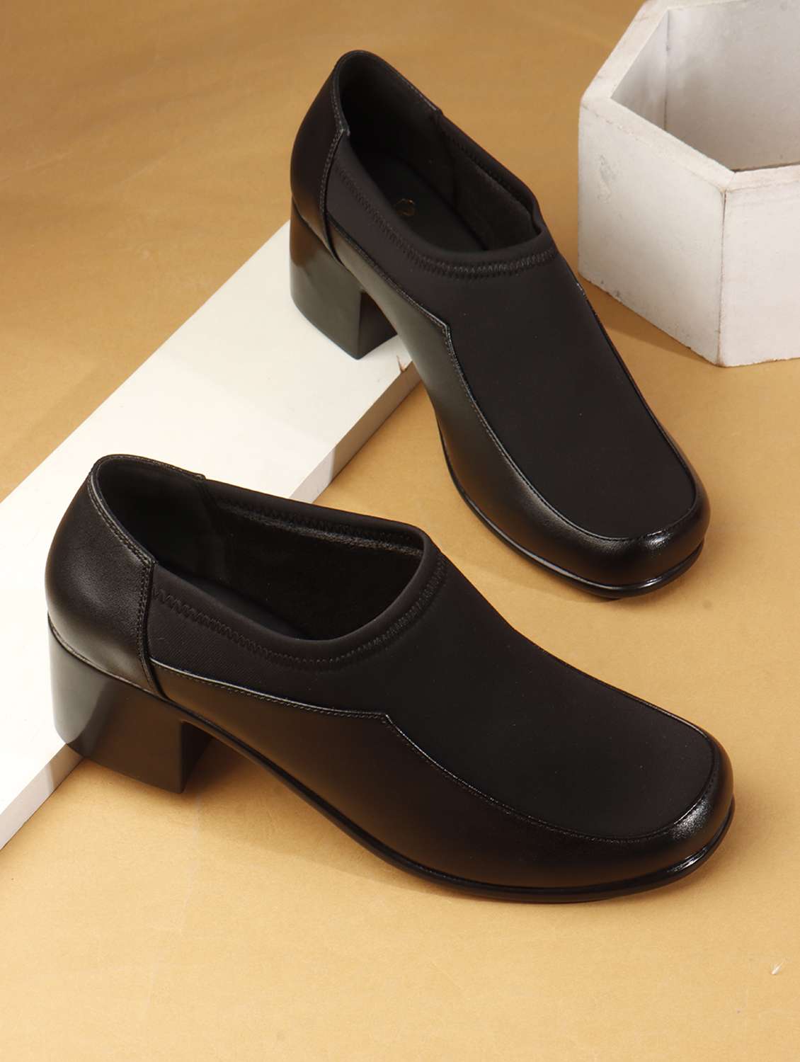 women black slip on pump