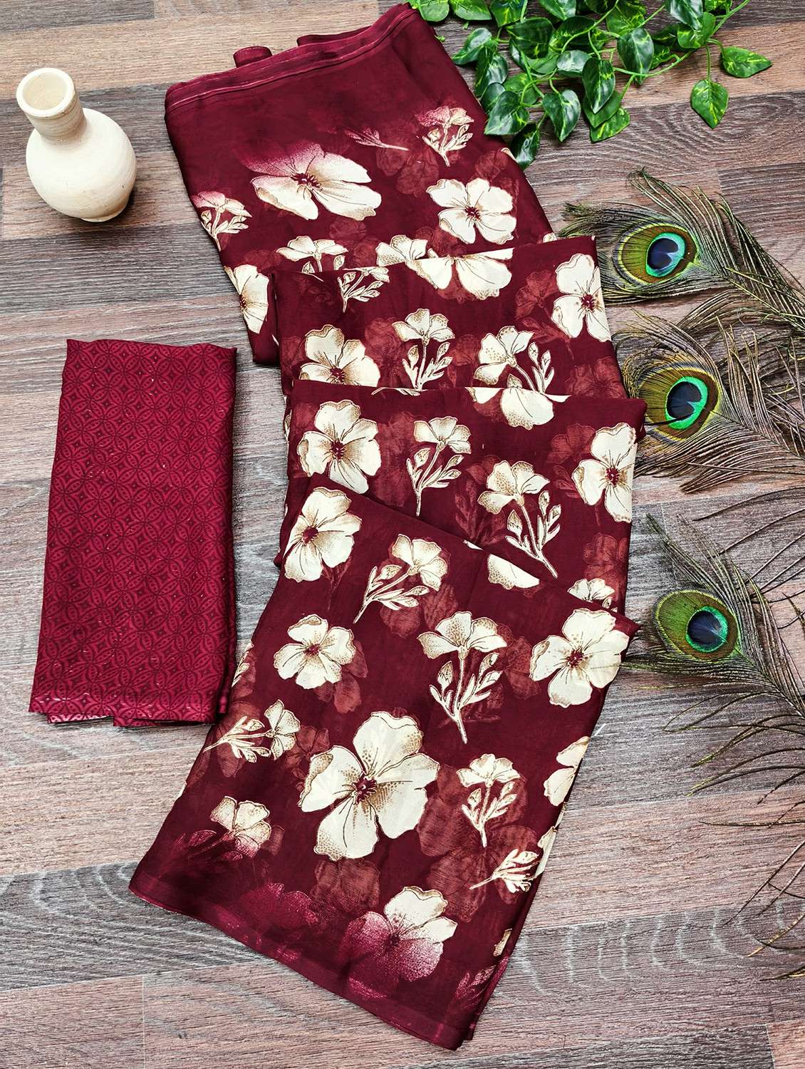 women printed casual wear saree with blouse - 22384359 -  Standard Image - 2