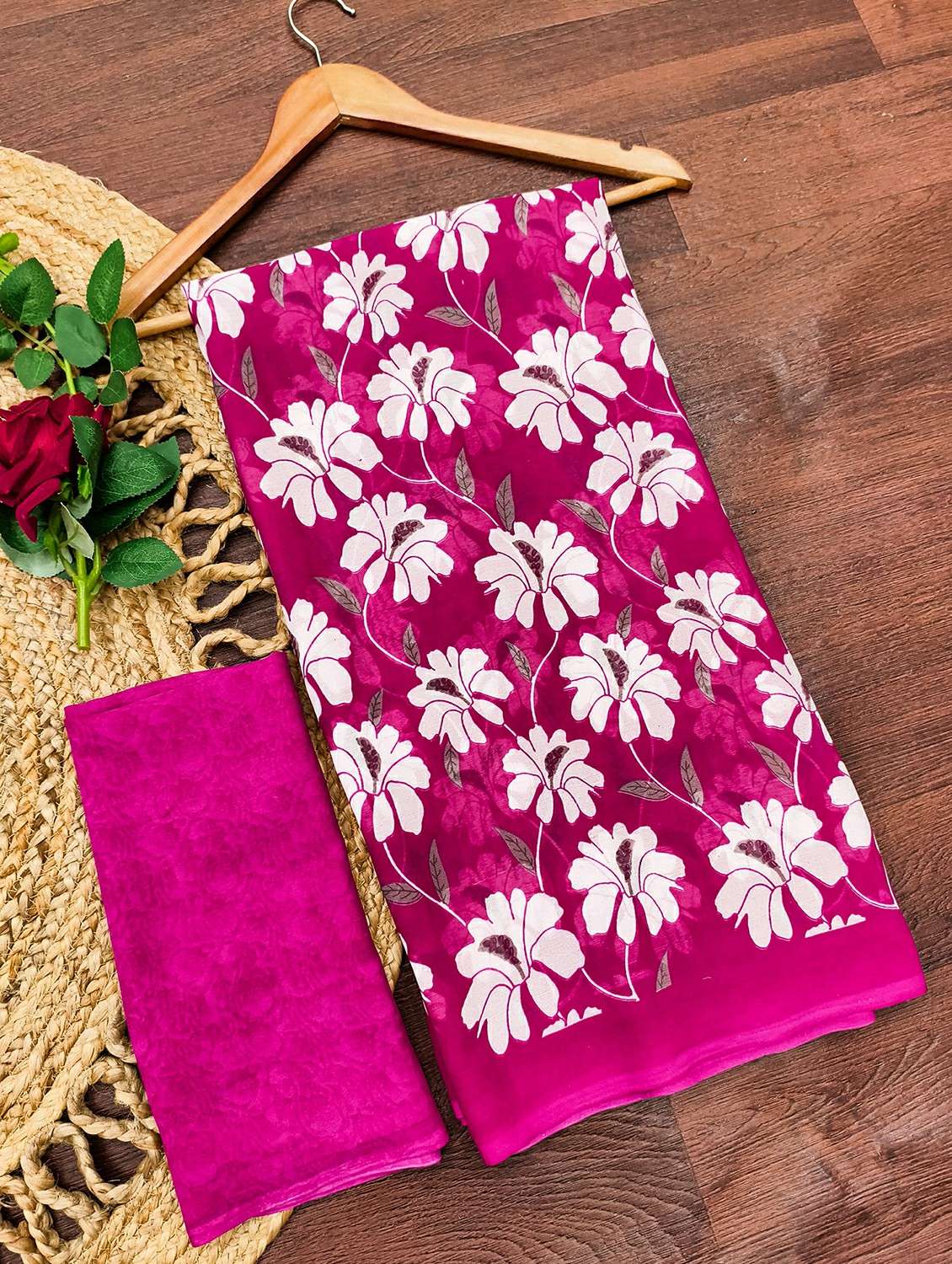 women printed casual wear saree with blouse