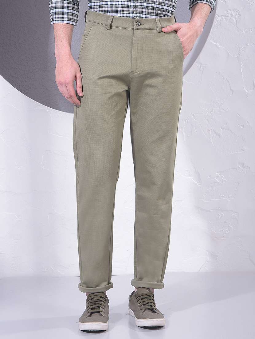 men solid mid rise chinos casual trouser