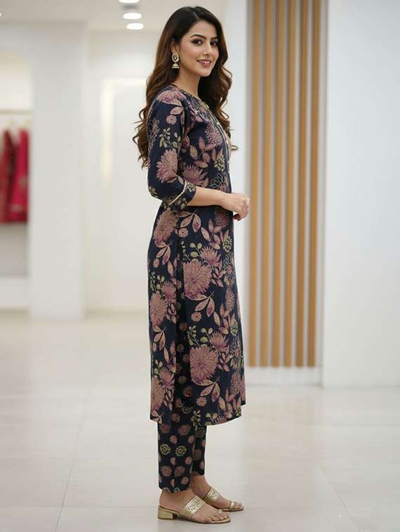 women printed three quarter sleeve kurta and pant set - 22385331 -  Standard Image - 2