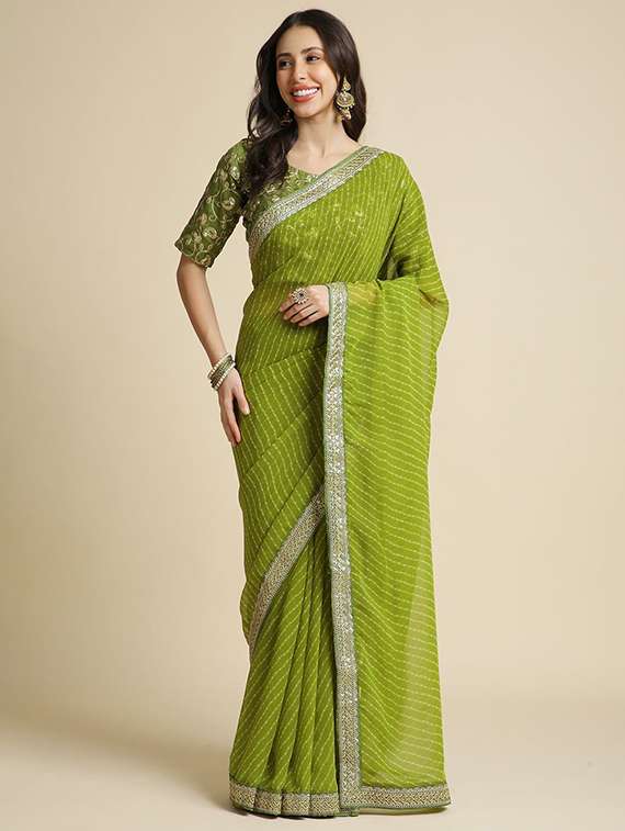 women bandhani printed bordered saree with blouse