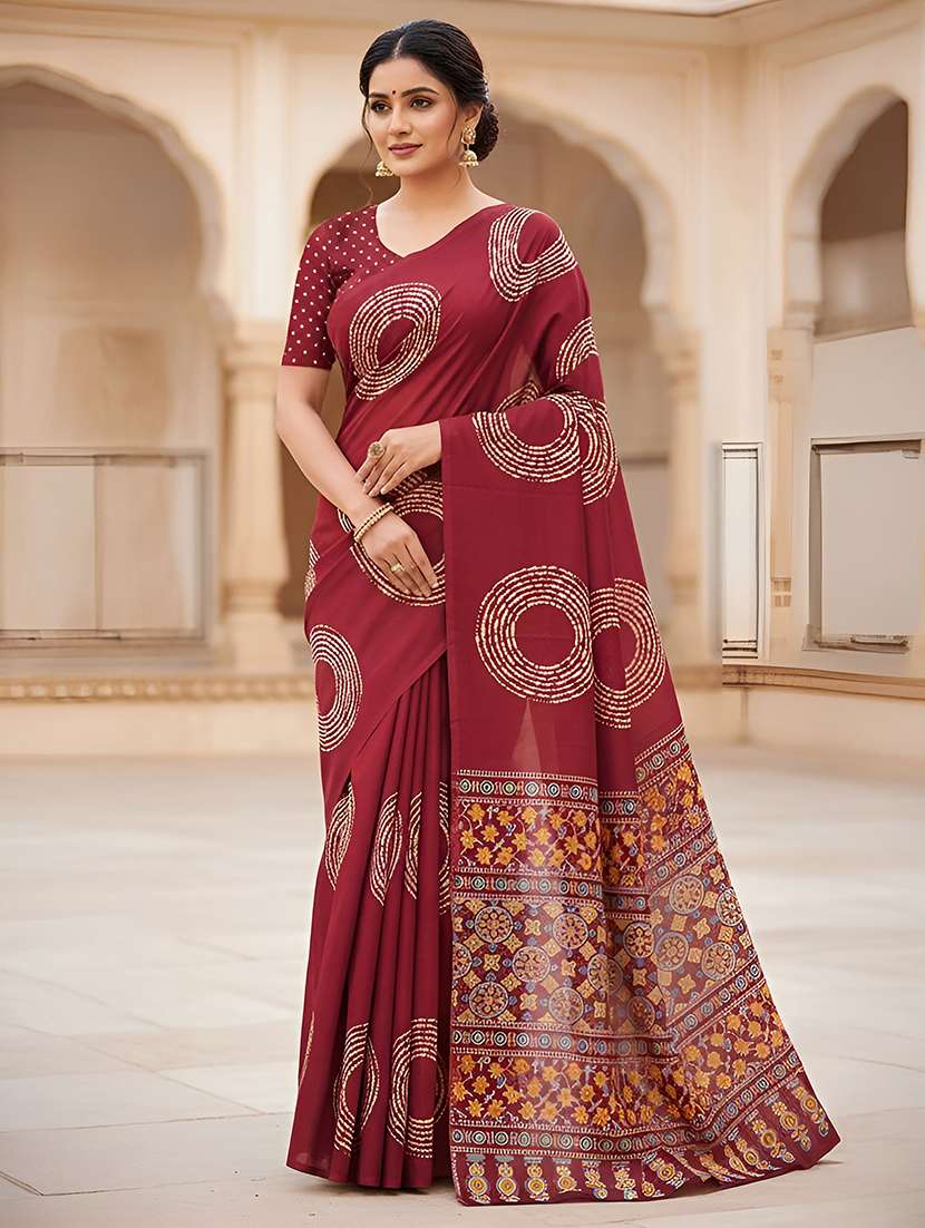 women printed casual wear saree with blouse