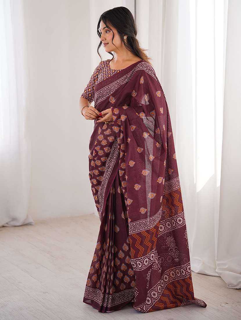 women printed casual wear saree with blouse - 22385448 -  Standard Image - 2