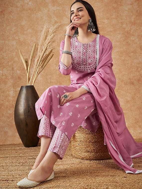 women printed three quarter sleeve kurta pant with dupatta set - 22385489 -  Standard Image - 2