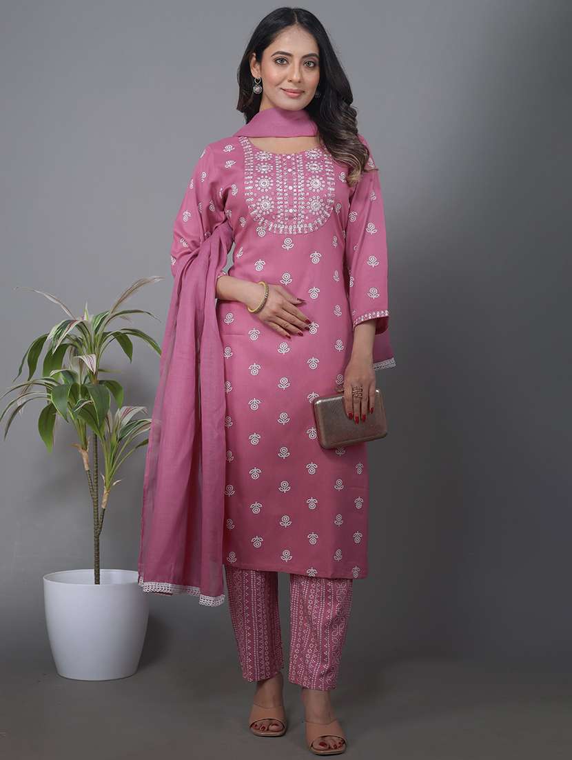 women printed three quarter sleeve kurta pant with dupatta set