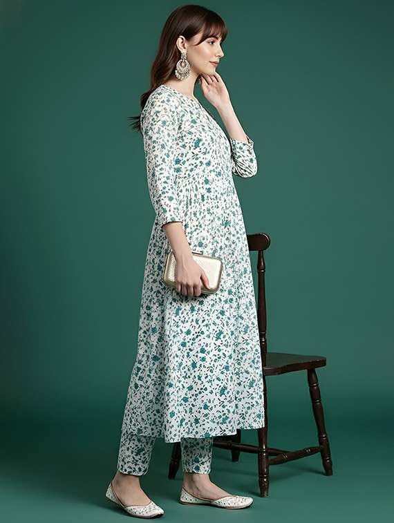 Women Printed Three Quarter Sleeve Kurta Pant Set - 22385543 -  Standard Image - 2