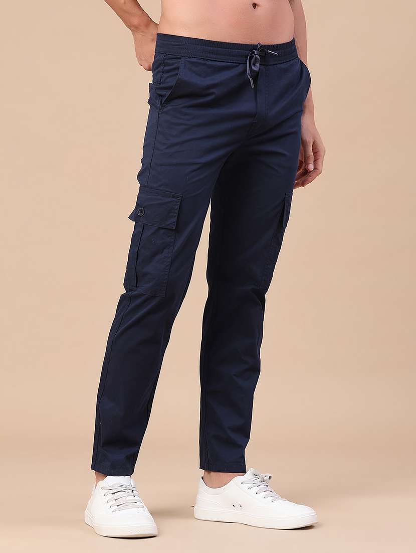 men solid mid rise regular fit cargo  - 22386480 -  Standard Image - 2
