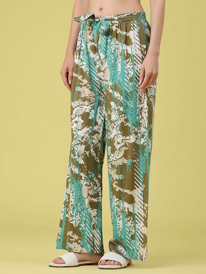 women printed mid rise wide leg trouser
