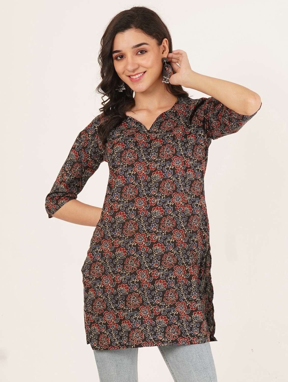 women floral three quarter sleeve straight kurti