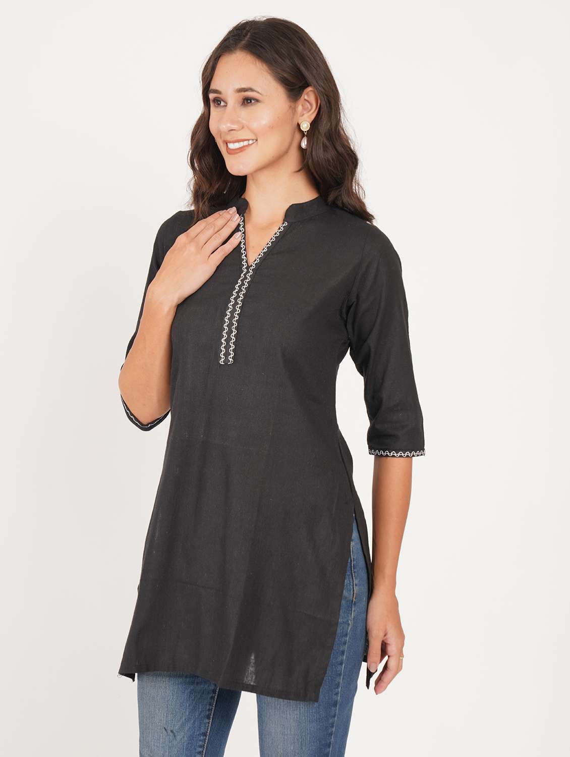 women solid three quarter sleeve straight kurti - 22387044 -  Standard Image - 2