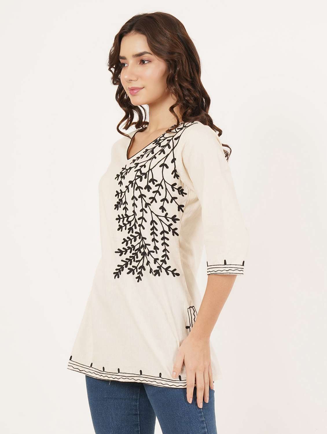 women solid with work v neck straight kurti - 22387085 -  Standard Image - 2