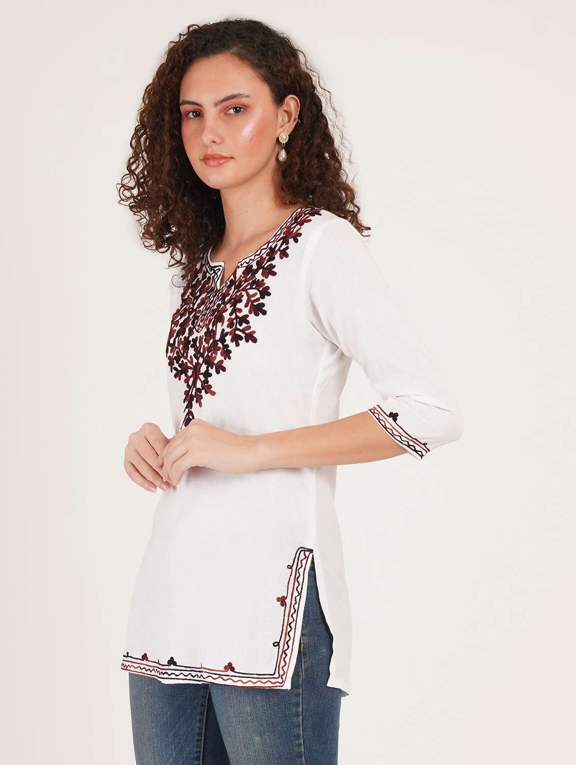 women solid with work notch neck straight kurti - 22387091 -  Standard Image - 2