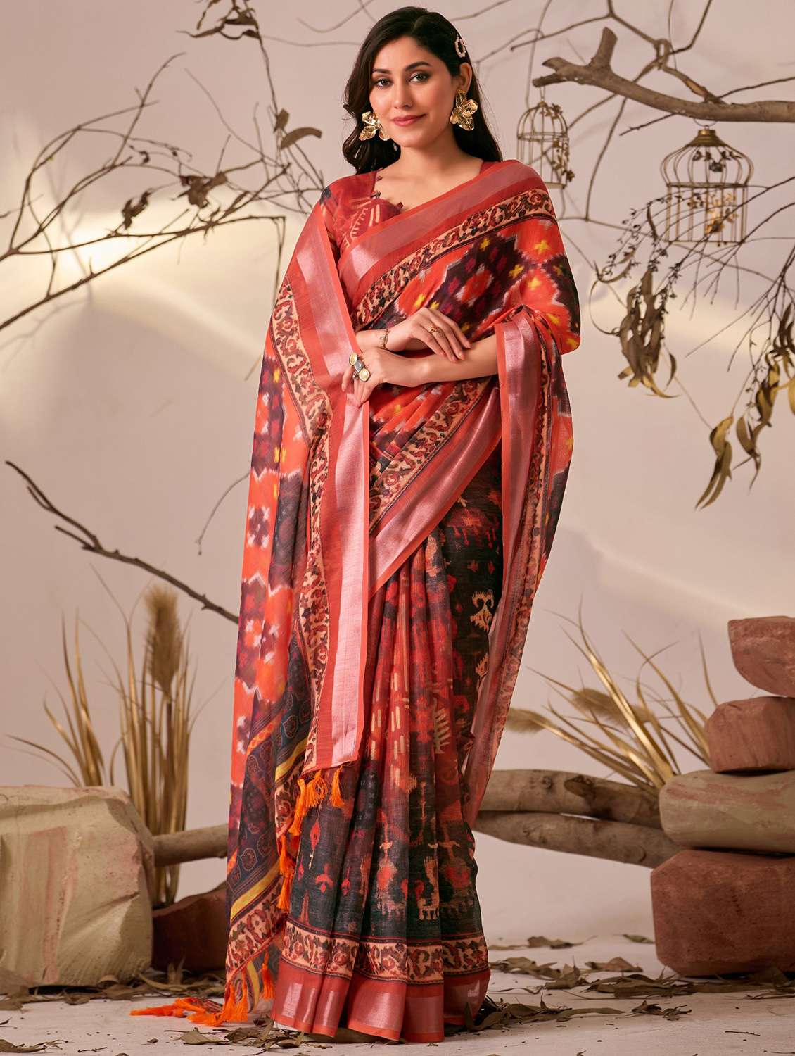 women printed handloom saree with blouse - 22388806 -  Standard Image - 2