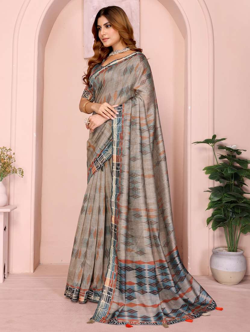 women printed casual wear saree with blouse - 22388879 -  Standard Image - 2