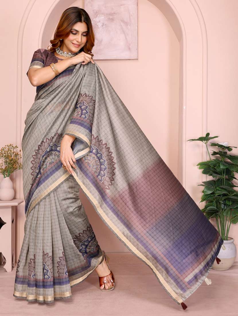 women printed casual wear saree with blouse