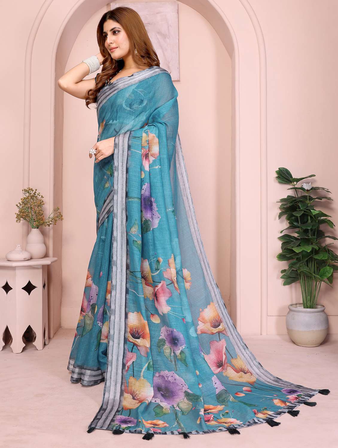 women printed casual wear saree with blouse - 22388936 -  Standard Image - 2