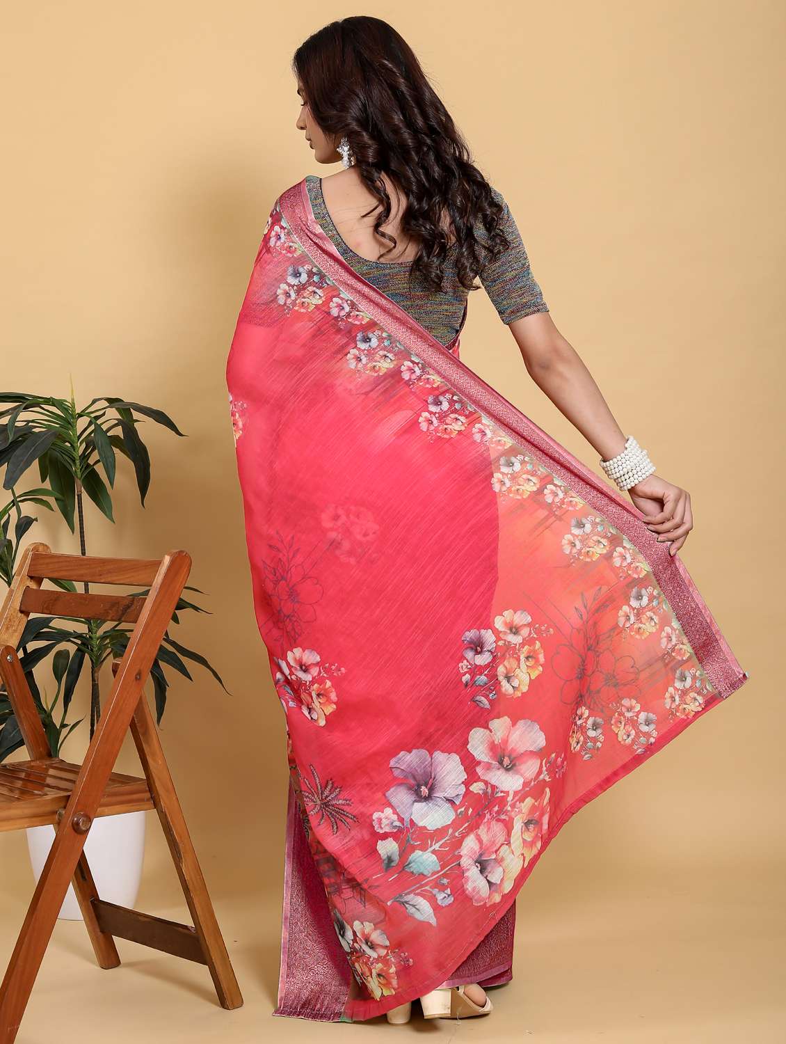 women printed casual wear saree with blouse - 22389009 -  Standard Image - 2
