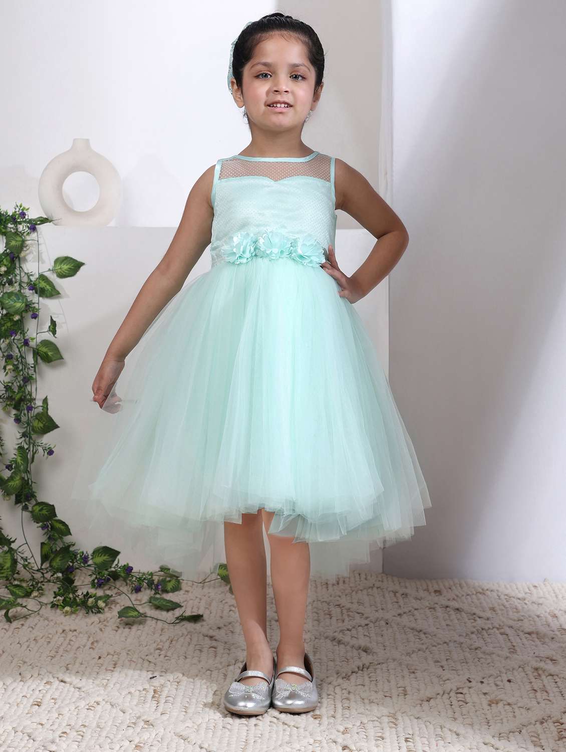 women self designed sleeveless high low dress