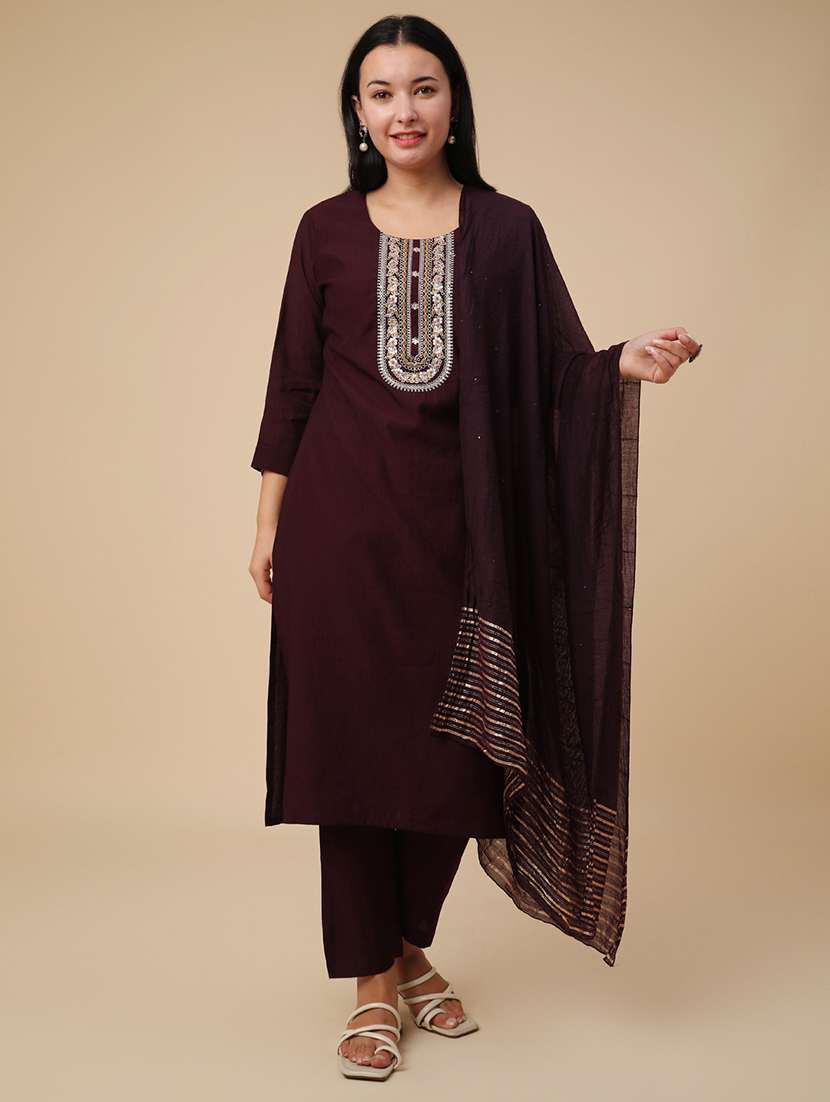maroon cotton kurta dupatta  set - 22391574 -  Standard Image - 2