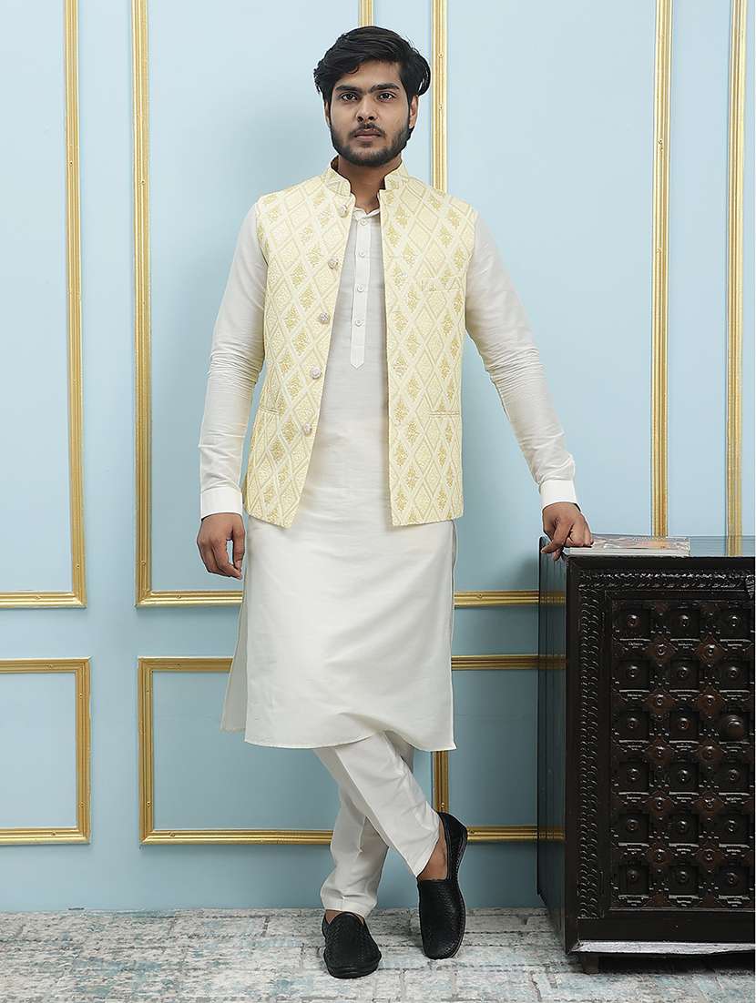 men mandarin neck kurta pyjama with jacket ethnic wear set