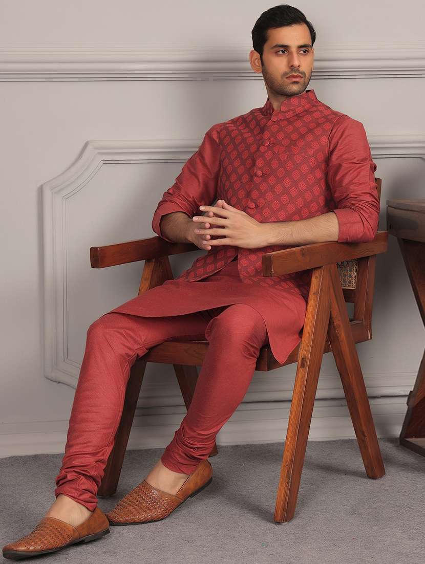 men mandarin neck kurta pyjama with jacket ethnic wear set - 22391836 -  Standard Image - 2
