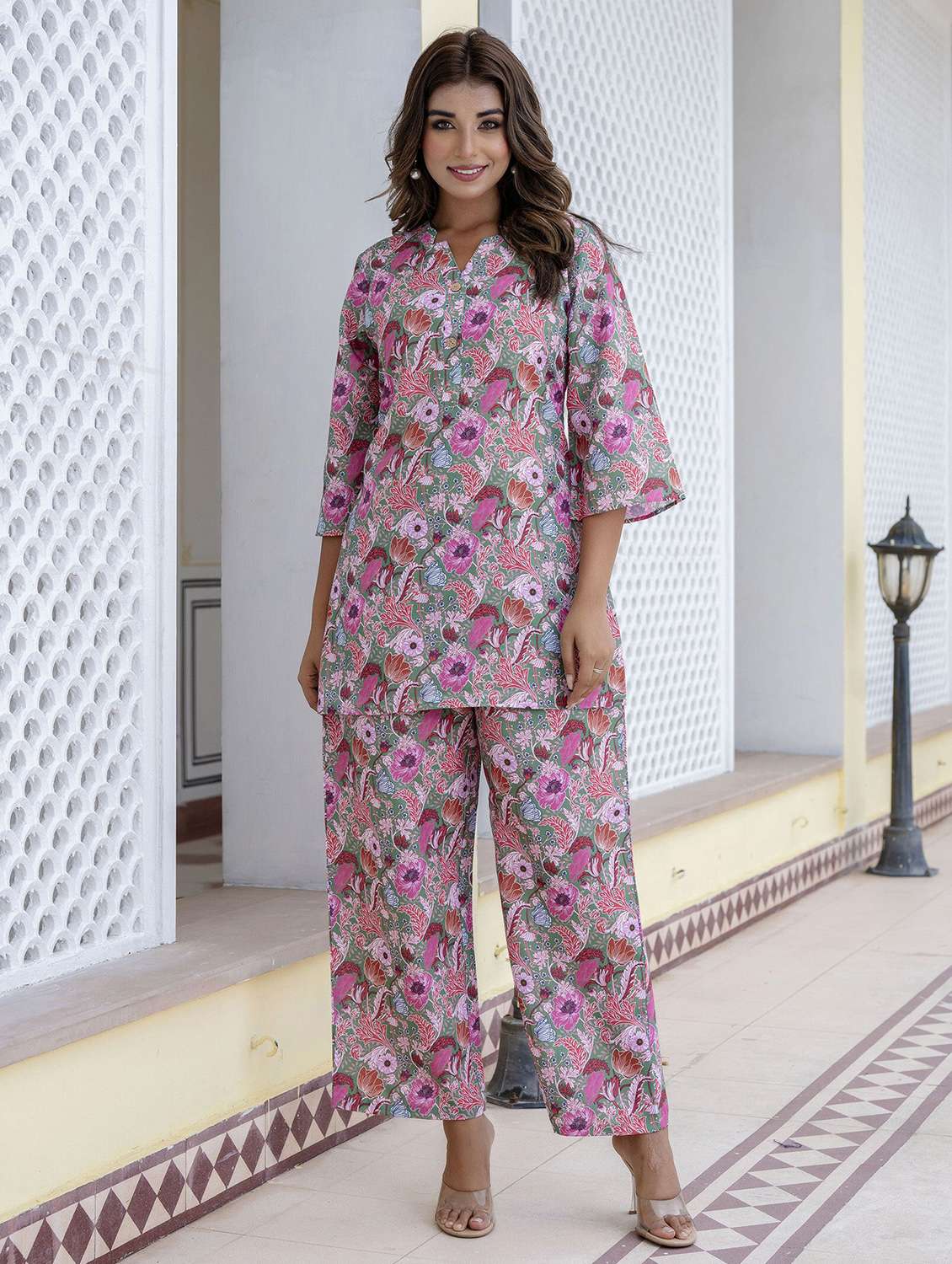 women printed three quarter sleeve ethnic co-ord set