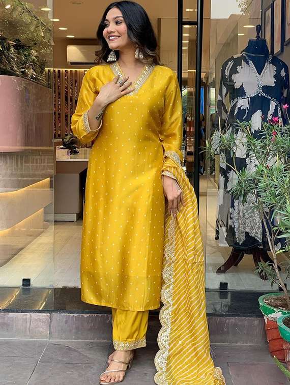 women printed three quarter sleeve kurta pant with dupatta set - 22393206 -  Standard Image - 2