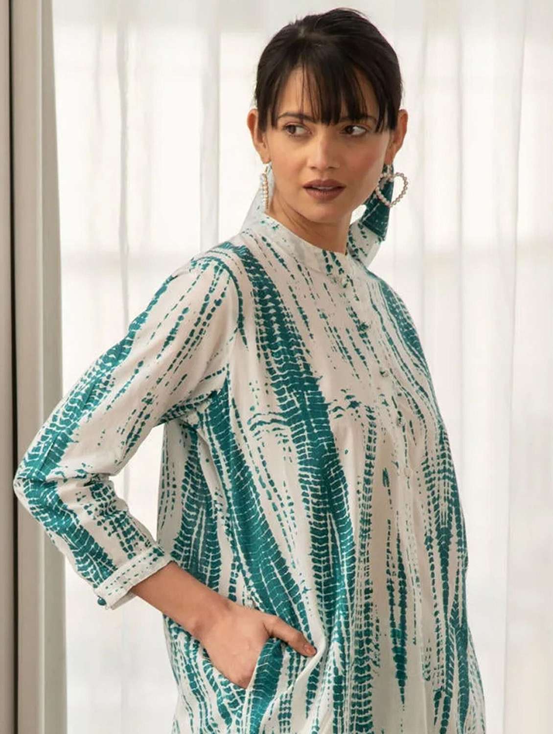 women printed three quarter sleeve kurta pant set - 22393234 -  Standard Image - 2