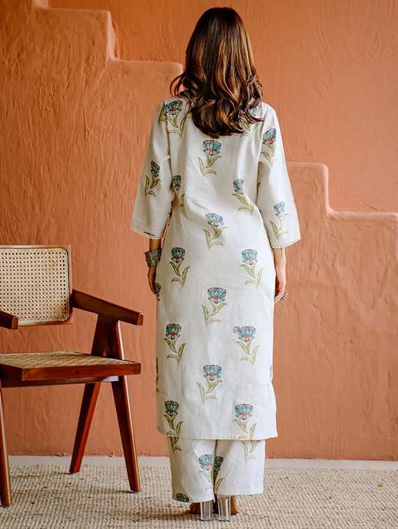 women floral three quarter sleeve kurta pant set - 22393290 -  Standard Image - 2