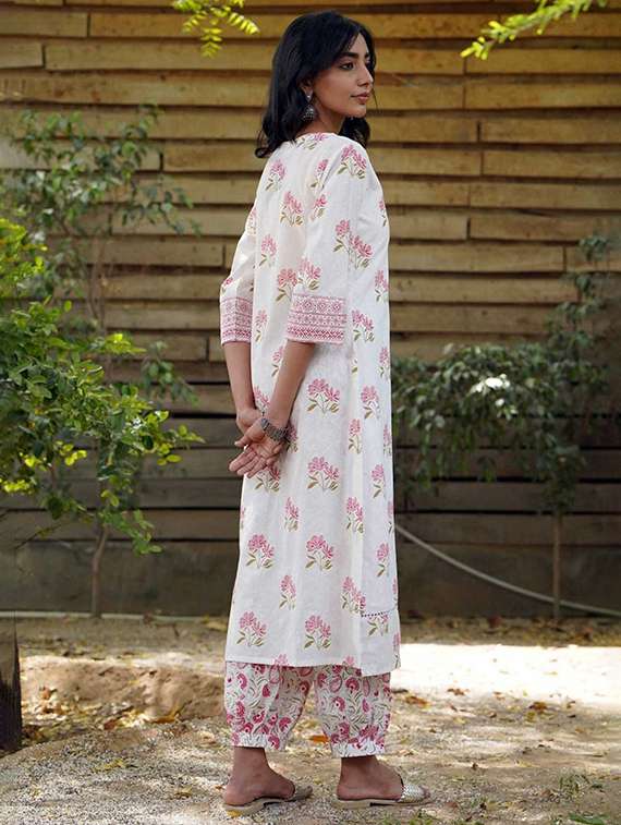 women floral three quarter sleeve kurta salwar set - 22393492 -  Standard Image - 2