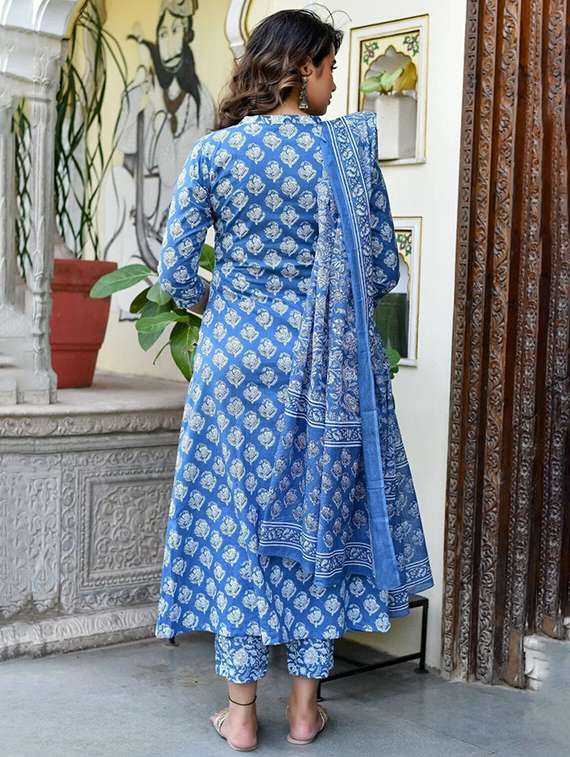 women printed three quarter sleeve kurta pant with dupatta set - 22393508 -  Standard Image - 2