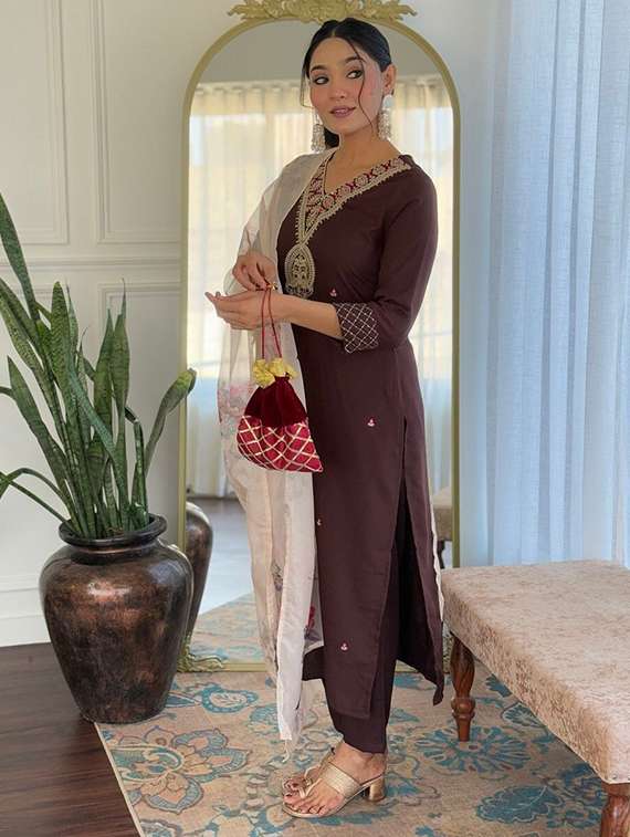 women solid with work three quarter sleeve kurta pant with dupatta set - 22393519 -  Standard Image - 2