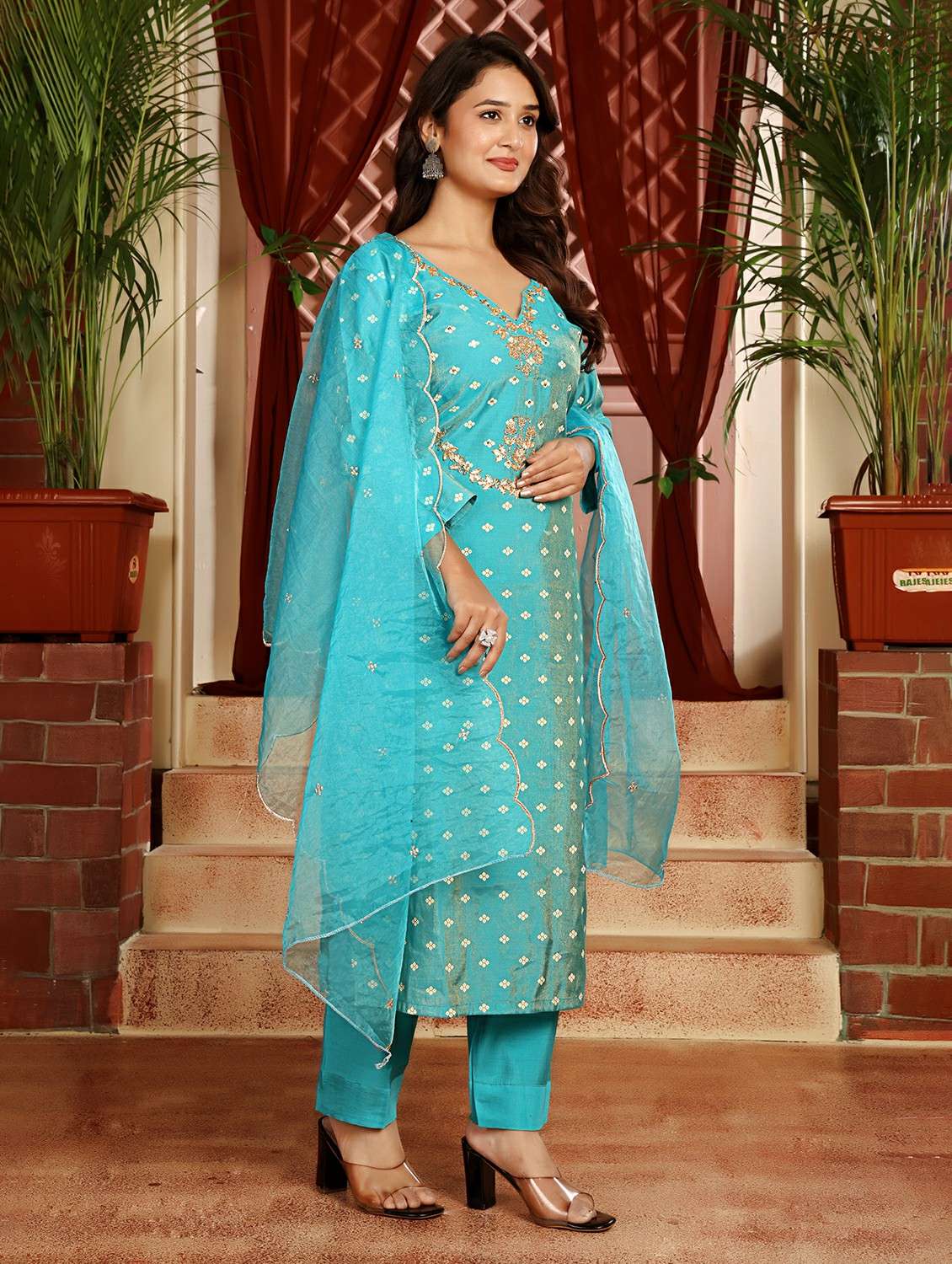 women printed three quarter sleeve kurta pant with dupatta set - 22393539 -  Standard Image - 2