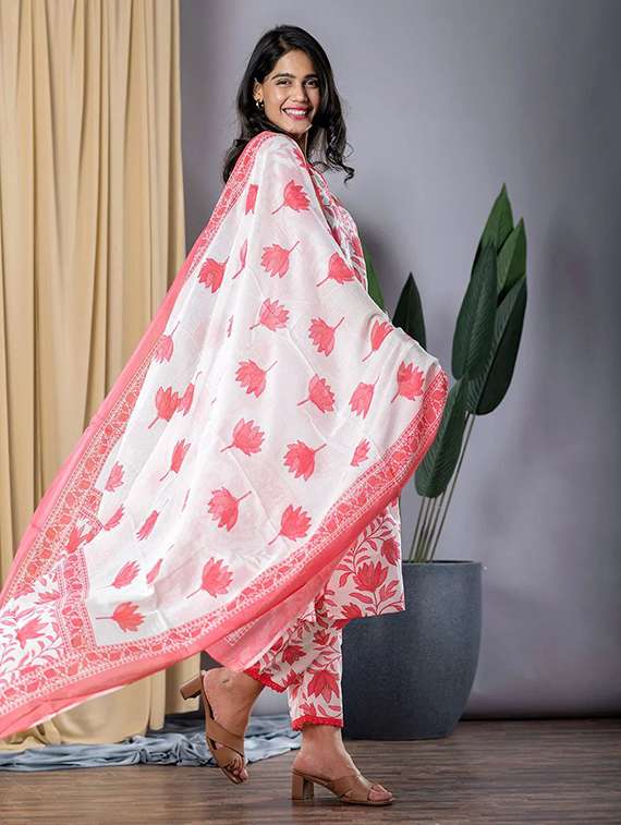 women floral three quarter sleeve kurta pant with dupatta set - 22393605 -  Standard Image - 2