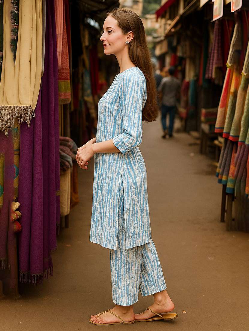 women printed three quarter sleeve kurta pant set - 22393628 -  Standard Image - 2