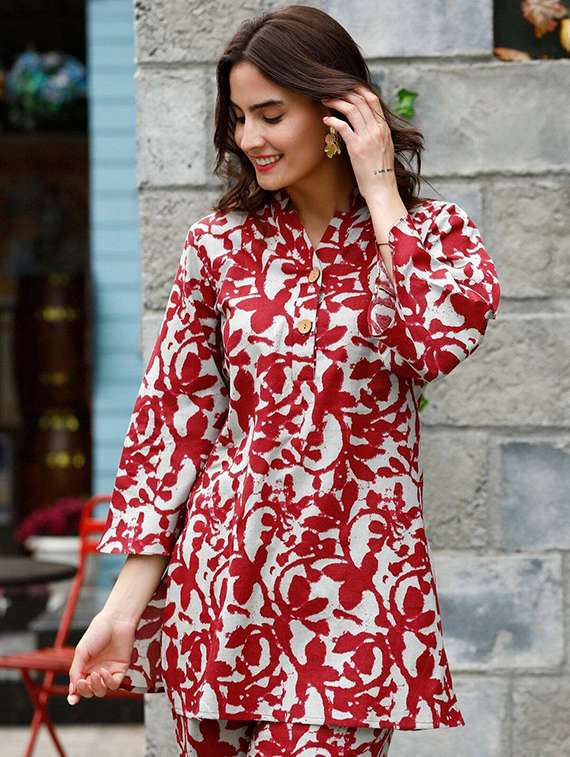 women printed three quarter sleeve ethnic co-ord set - 22393804 -  Standard Image - 2