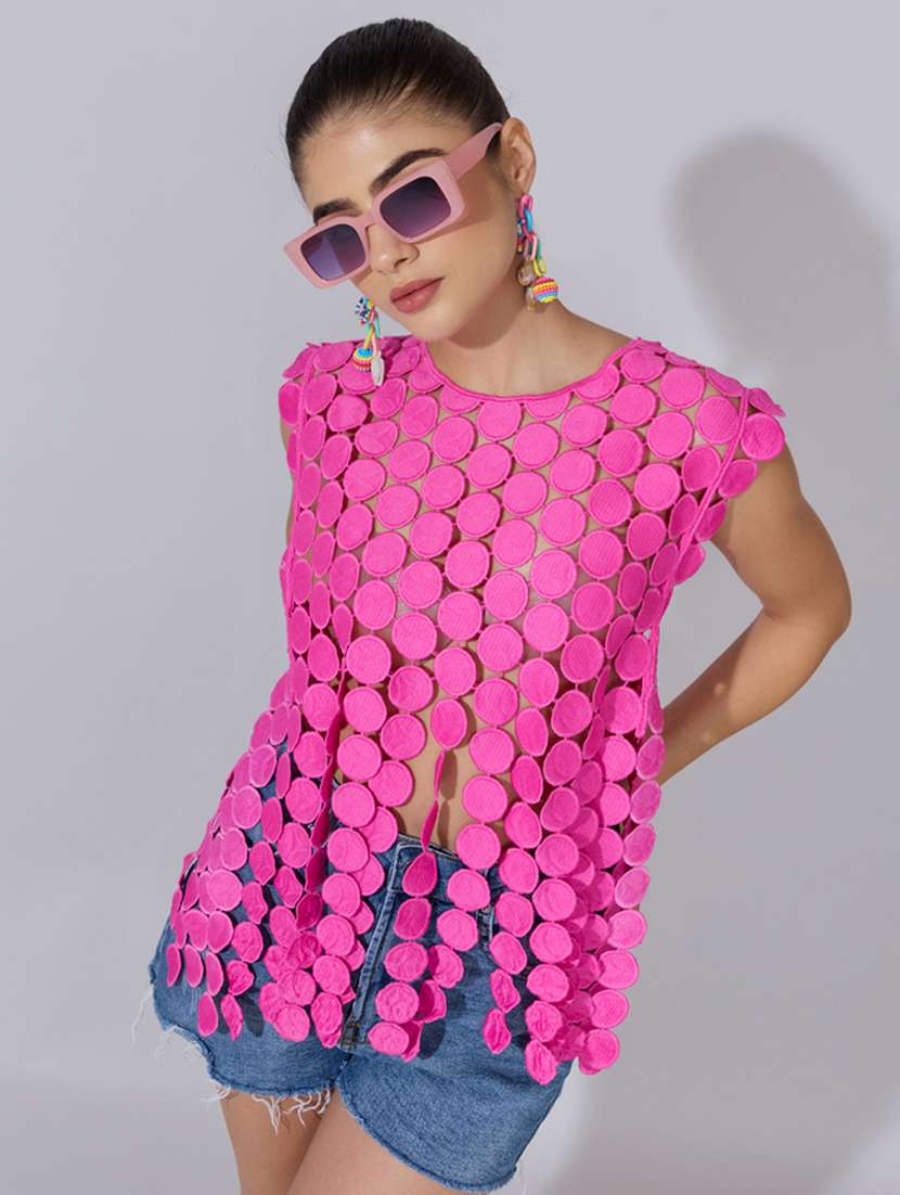 women self designed sleeveless sheer top